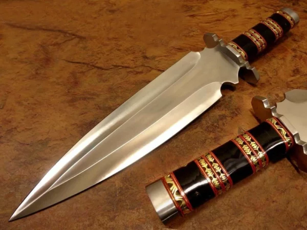 Custom Hand Made D2 Steel Beautiful Dagger Knife with Bull Horn Handle DK 5 1