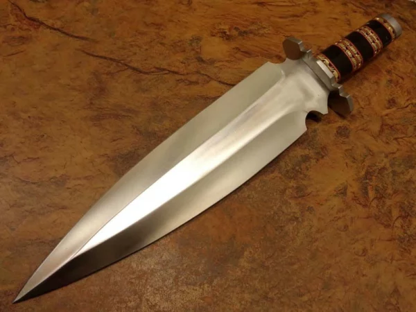 Custom Hand Made D2 Steel Beautiful Dagger Knife with Bull Horn Handle DK 5 2