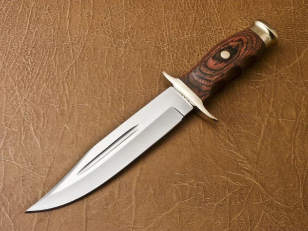 Custom Hand Made D2 Steel Hunting Knifes with Amazing Wood Handle BK 26 3
