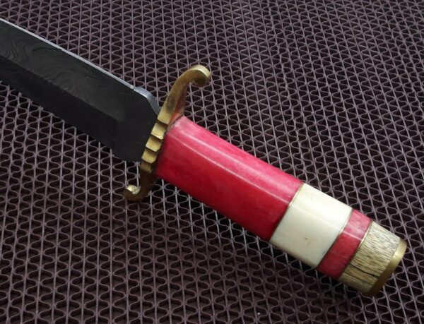 Custom Hand Made Damascus Steel Beautiful Dagger Knife with Wood Bone Handle DK 11 7