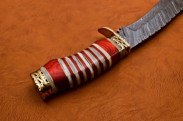 Custom Hand Made Damascus Steel Beautiful Hunting Bowie Knife BK 22 2 2 1