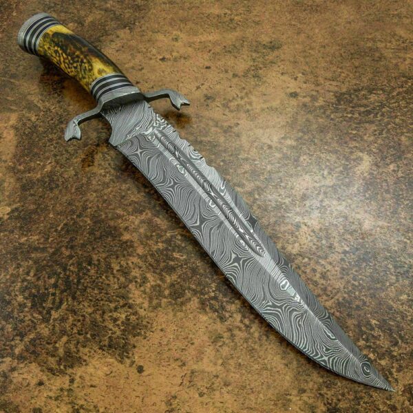 Custom Hand Made Damascus Steel Beautiful Stag Horn Bowie Knife BK 36 1
