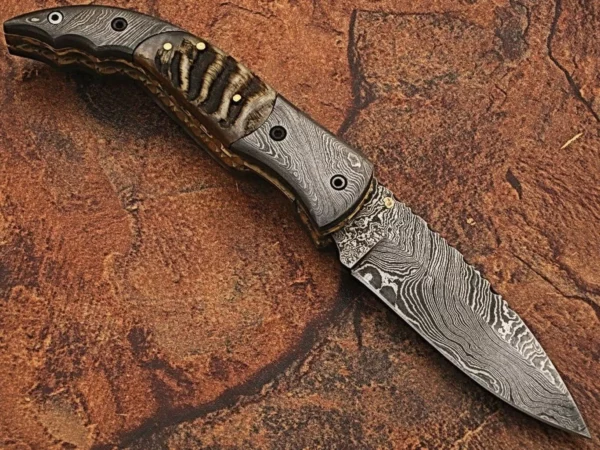 Custom Hand Made Damascus Steel Hunting Pocket Knife With Ram Horn Handle FK 22 5