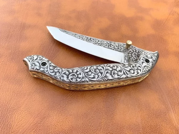 Custom Hand Made Damascus Steel Hunting Pocket Knife with Brass Engraved Handle Fk 56 4