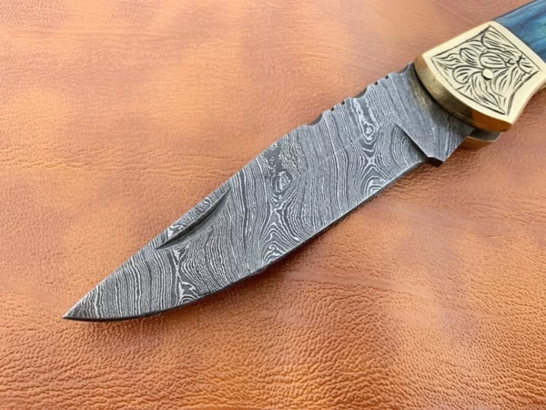 Custom Hand Made Damascus Steel Hunting pocket knife With Colored Wood Handle FK 19 2