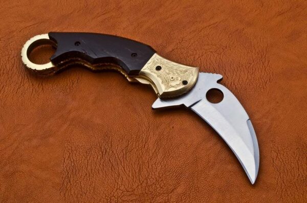 Custom Hand Made Damascus Steel Pocket Style Karambit Knife with Horn Handle Fk 45 2