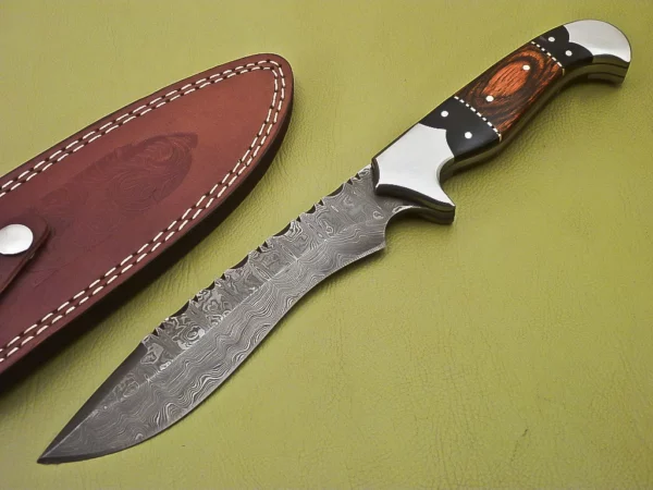 Custom Handmade Damascus Steel Bowie Knife BK 6 1
