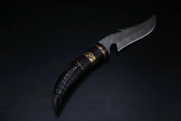 Custom Handmade Damascus Steel Bowie Knife with Horn Handle BK 4 5