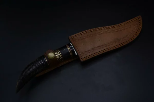 Custom Handmade Damascus Steel Bowie Knife with Horn Handle BK 4 8