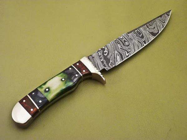 Custom Handmade Damascus Steel Hunting Knife with Beautiful Bone Handle HK 11 4
