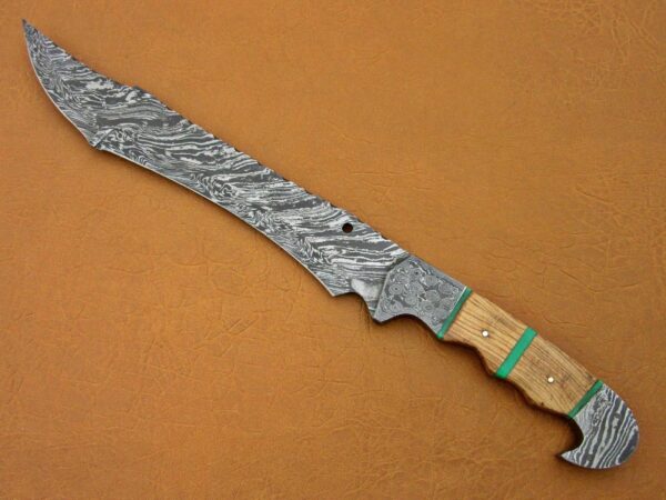 Custom Handmade Damascus Steel Hunting Knife with Beautiful Wooden Handle HK 21 2