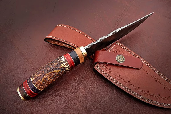 Custom Handmade Damascus Steel Stunning Bowie Knife with Beautiful Stag Horn Colored Wood Handle BK 10 6