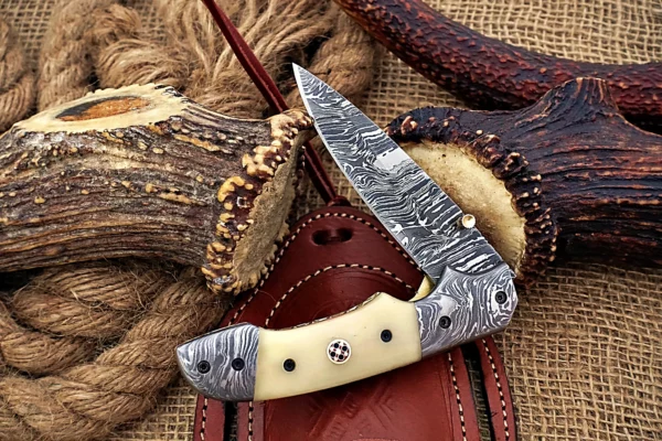 Custom Handmade Damascus Steel Stunning Folding Knife with Beautiful Camel Bone Handle Fk 80 6