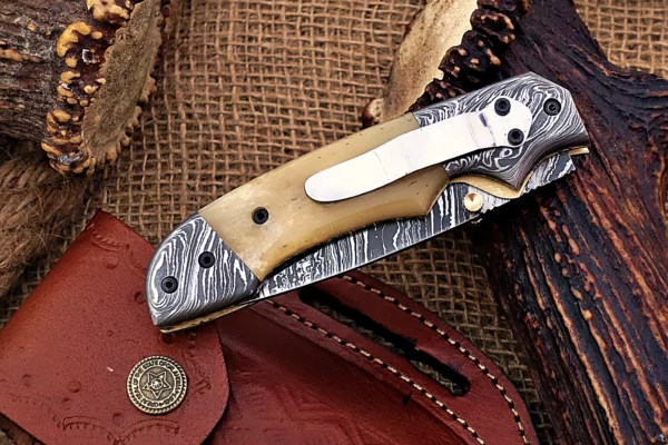 Custom Handmade Damascus Steel Stunning Folding Knife with Beautiful Camel Bone Handle Fk 80 8