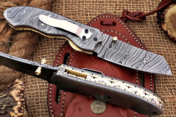 Custom Handmade Damascus Steel Stunning Folding Knife with Beautiful Damascus Steel Handle Fk 15 1