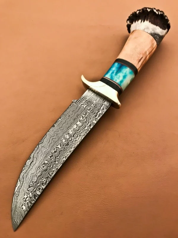 Custom hand Made Damascus Steel Hunting Bowie Knife with Crown Stag Horn Handle BK 33 5
