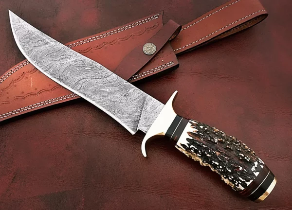 Handmade Damascus Steel Hunting Knife With Stag Horn Handle HK 30 02